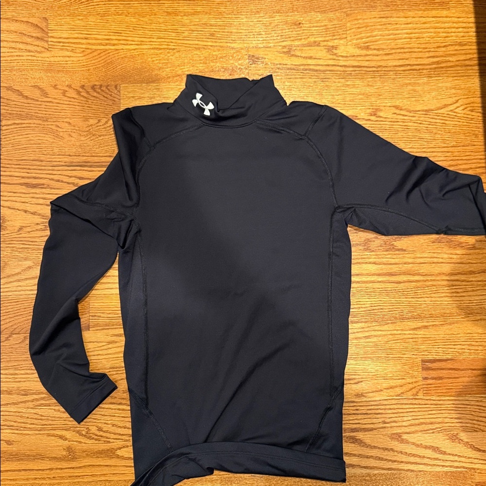 Under Armour Black Performance Top cold gear compression shirt